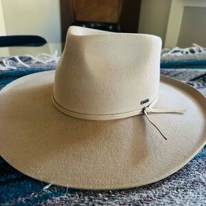 NWT Brixton Women's Beige Felt Wide-Brim Rancher Hat